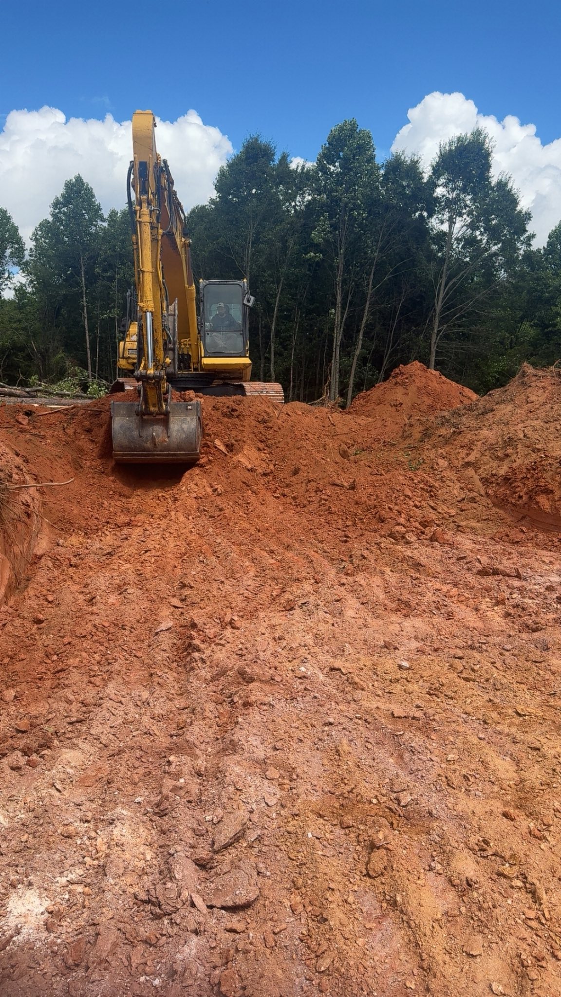 Grading and excavation near Cedartown Georgia